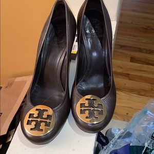 Tory Burch brown leather shoes